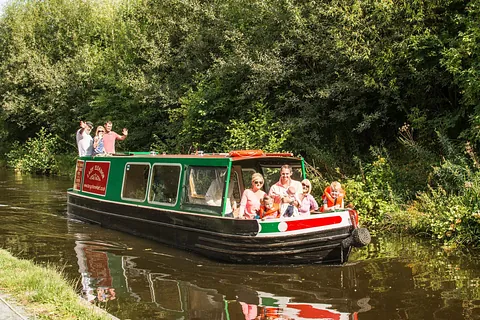 Self-drive Boat Trips